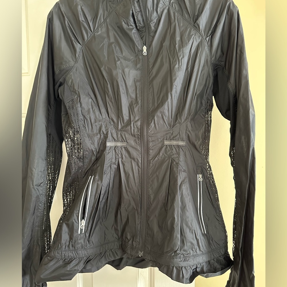 Lululemon Jacket - Picture 5 of 5